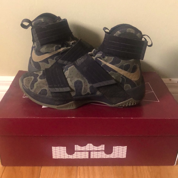 Lebron 10 Soilder - Picture 2 of 7